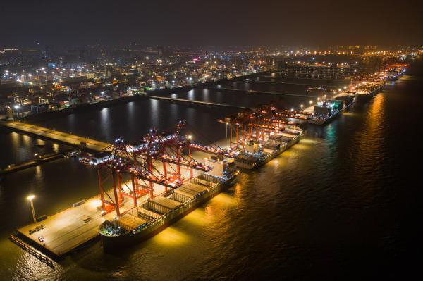 Το Ningbo Zhoushan Port πρόσθεσε μια πράσινη αποβάθρα 